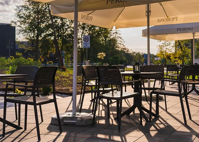 Easy One Premium Art Hotel apartamentowy