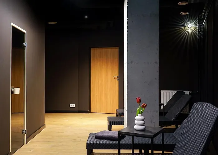 Easy One Premium Art Hotel apartamentowy 3*