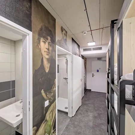 Easy One Premium Art 3*