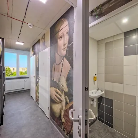 Easy One Premium Art 3* Cracovia