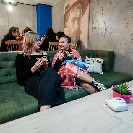 Easy One Premium Art Aparthotel