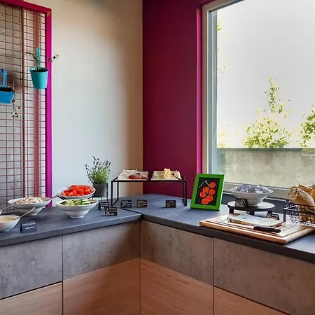 Aparthotel Easy One Premium Art