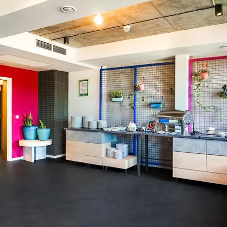 Easy One Premium Art Aparthotel Cracovia