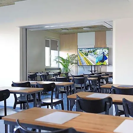 Easy One Premium Art Aparthotel Krakau