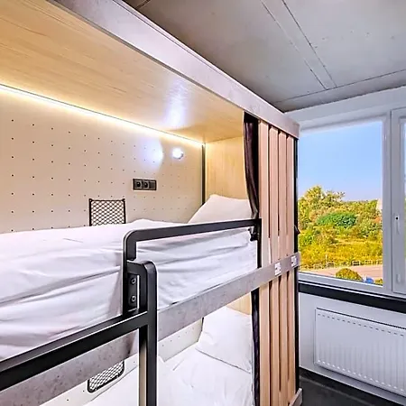Easy One Premium Art Aparthotel Krakau