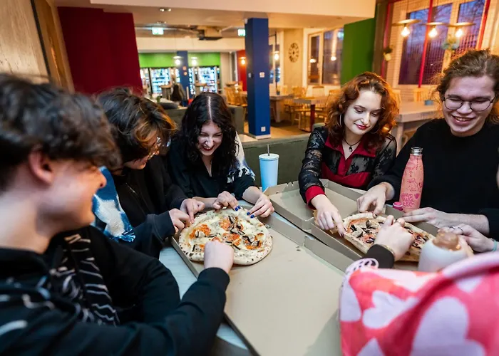 Easy One Premium Art 3* Kraków