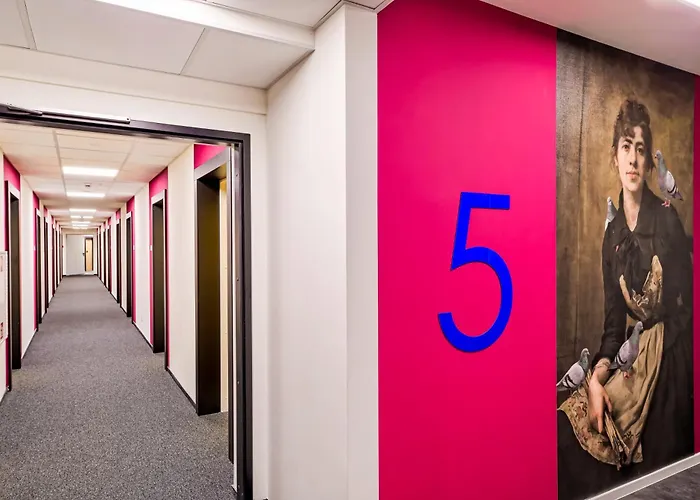 Easy One Premium Art Lejlighedshotel 3*