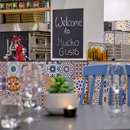 Easy One Premium Art 3*