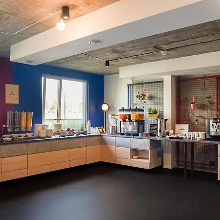 Easy One Premium Art 3* Kraków