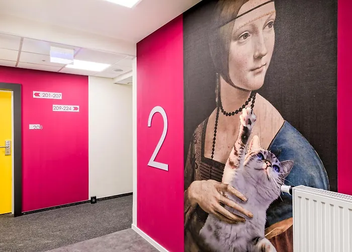 Easy One Premium Art 3*