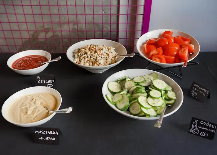 Easy One Premium Art アパートホテル